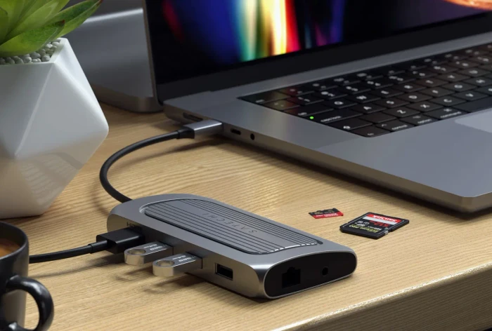 Satechi USB4 Multiport Adapter, USB4 [Stecker]
