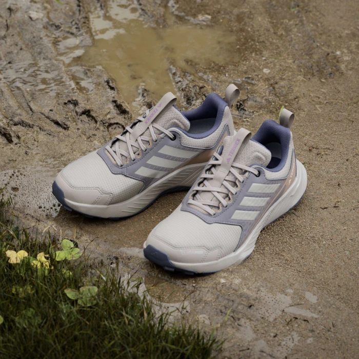 adidas Terrex Tracefinder 2 Climaproof wonder beige/beige/preloved violet (Damen)
