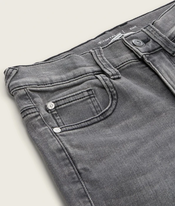 Tom Tailor Ryan Jeans mit recycelter Baumwolle Jeans grey denim (Junior)