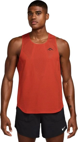 Nike Trailwind Dri-FIT ADV Laufshirt ärmellos picante red/red sepia/heather/black (Herren)
