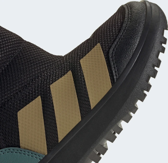 adidas Winterplay core black/khaki/preloved teal (Junior)