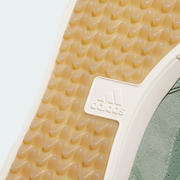 adidas Retrocross 25 Spikeless silver green/off white/gum