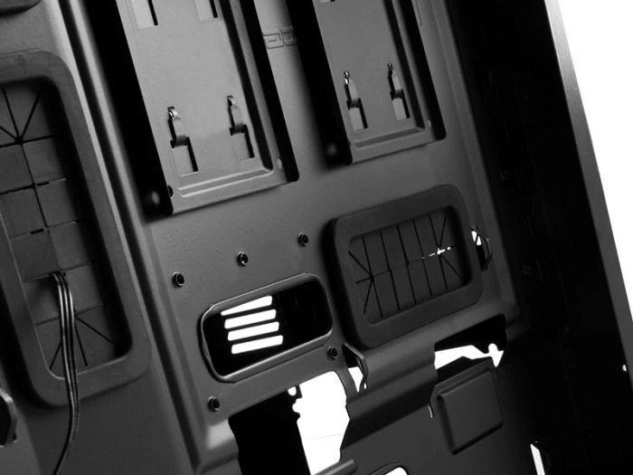 NZXT H630 schwarz, schallgedämmt