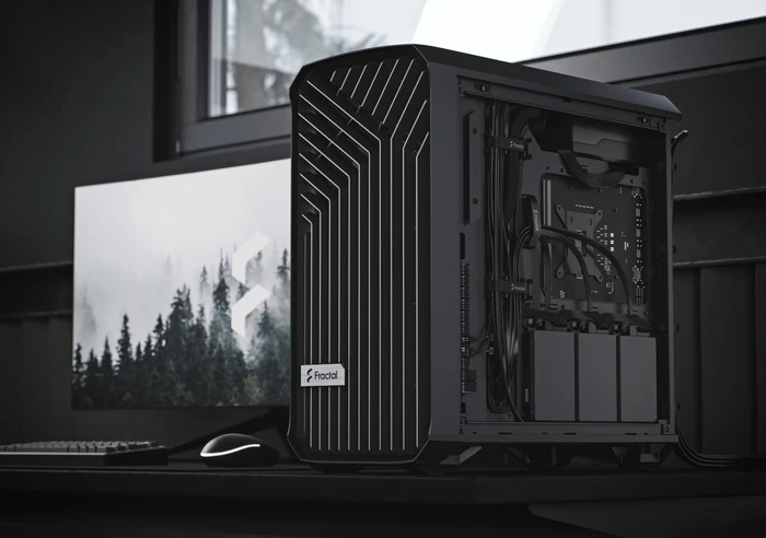 Fractal Design Torrent Compact Black RGB TG Light Tint, Glasfenster