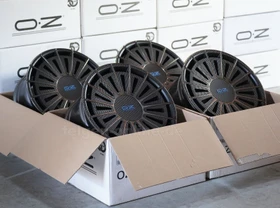 OZ Superturismo Aero  9.5x20 5/114.3 ET45 (verschiedene Farben)