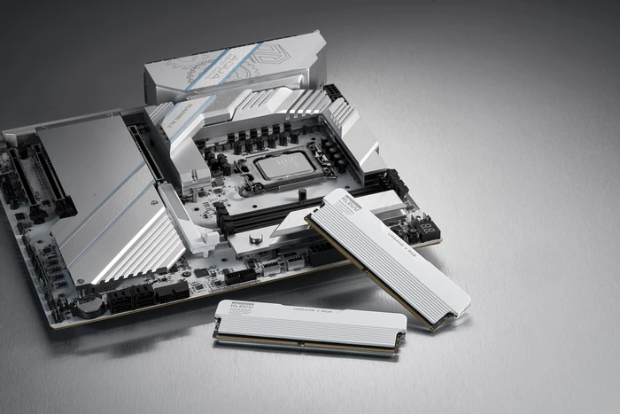 Klevv Urbane V RGB Brilliant White UDIMM 64GB Kit, DDR5-6400, CL32-38-38-78