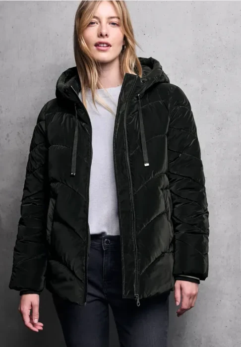 Street One Jacke mit Wellen-Steppung Jacke schwarz (Damen)