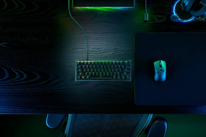 Razer Huntsman V3 Pro Mini, schwarz, LEDs RGB, Razer Analog Optical Switch Gen-2, USB, FR