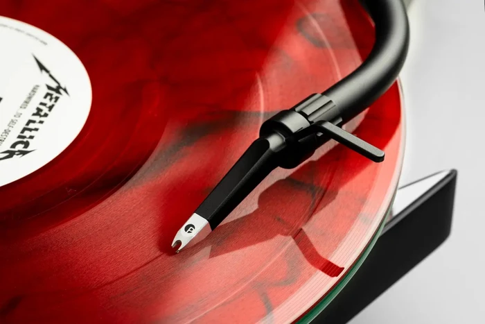 Pro-Ject Metallica Limited Edition Turntable