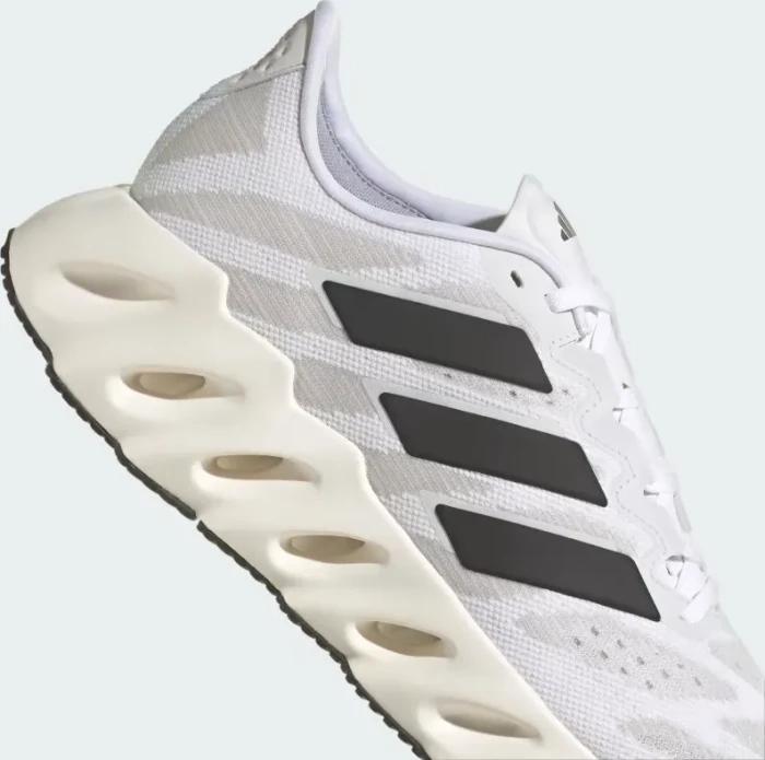 adidas Switch FWD cloud white/core black/halo silver (Herren)