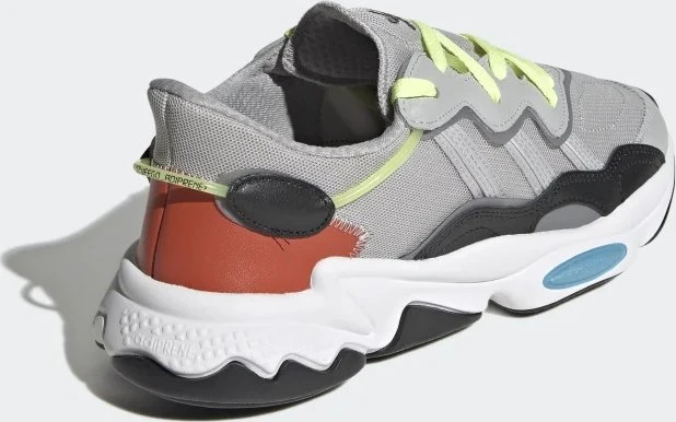 adidas Ozweego grey two/core black/hazy blue (Herren)