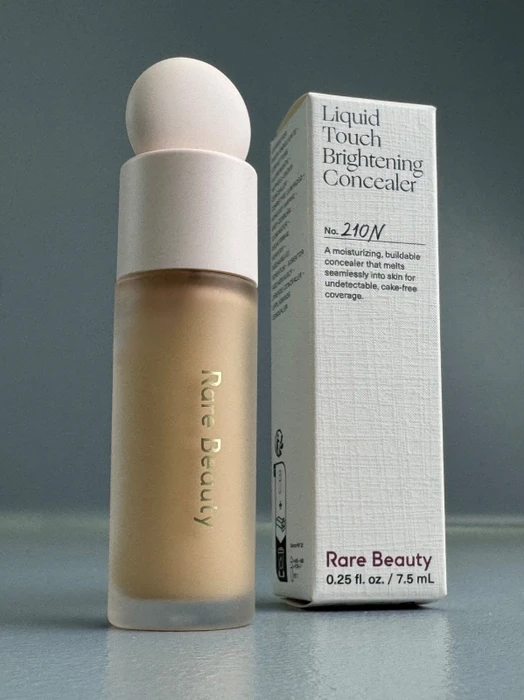 Rare Beauty Liquid Touch Brightening Concealer