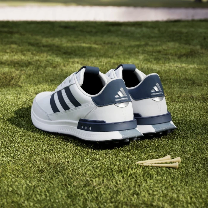 adidas S2G Spikeless Leather 24 cloud white/collegiate navy/silver metallic (Herren)