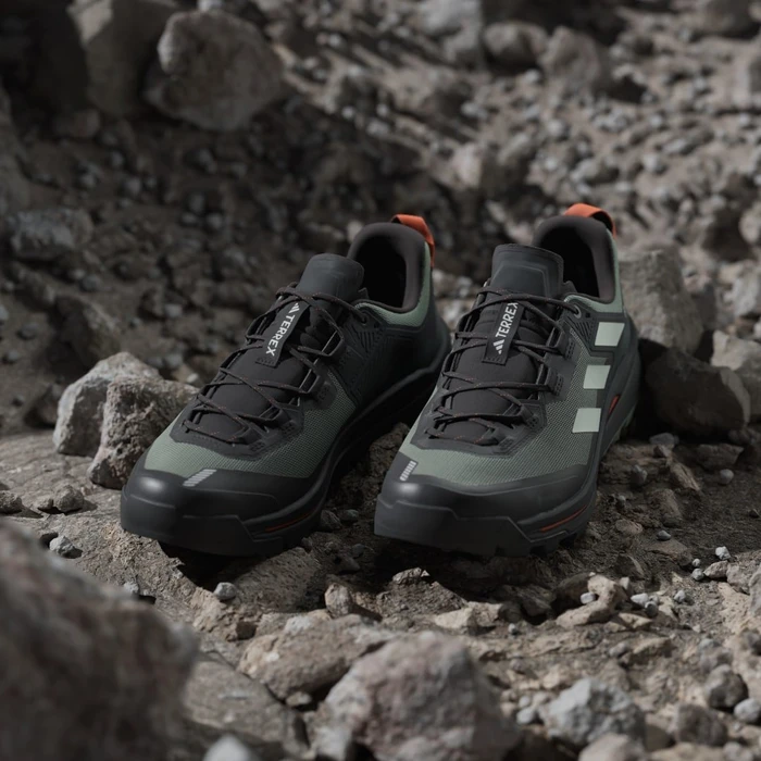 adidas Terrex Skychaser Tech GTX core black/linen green/silver green
