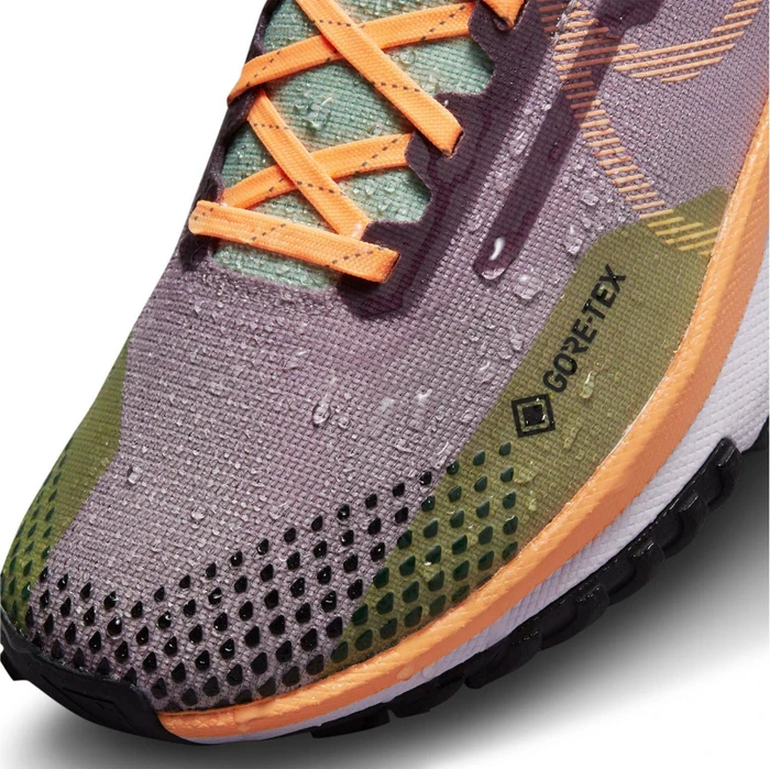 Nike React Pegasus Trail 4 Gore-Tex purple smoke/enamel green/ghost green/peach cream (Damen)