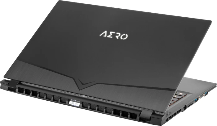 GIGABYTE AERO 17 WB-7DE1130SH, Core i7-10750H, 16GB RAM, 512GB SSD, GeForce RTX 2070 Max-Q, DE