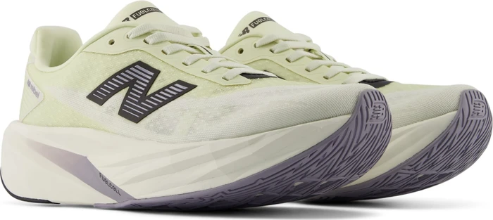 New Balance FuelCell Rebel v5 pistachio butter/sea salt (Damen)