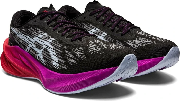 Asics Novablast 3 black/soft sky (Damen)