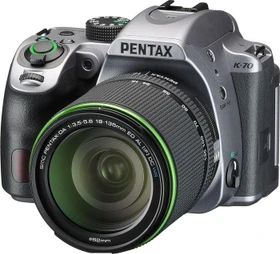 Pentax K-70 silber mit Objektiv smc DA 18-135mm 3.5-5.6 ED AL IF DC WR