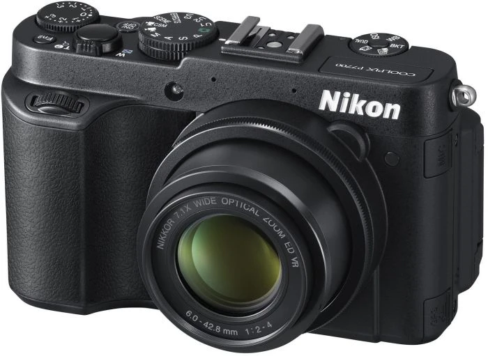 Nikon Coolpix P7700