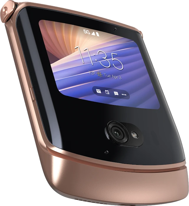 Motorola Razr 5G blush gold