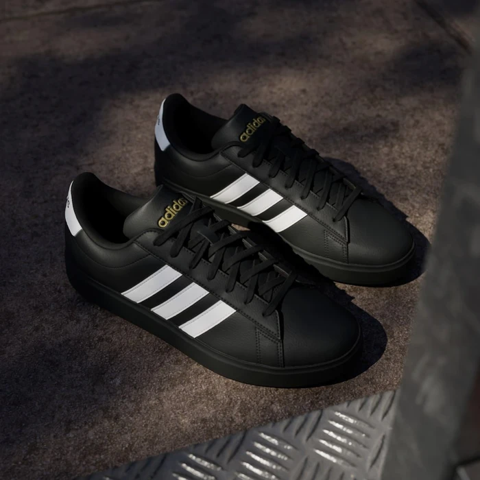 adidas Grand Court 2.0 core black/cloud white/gold metallic