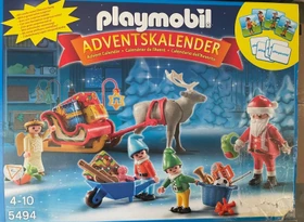 playmobil Weihnachten - Adventskalender Weihnachtsmann beim Geschenke packen