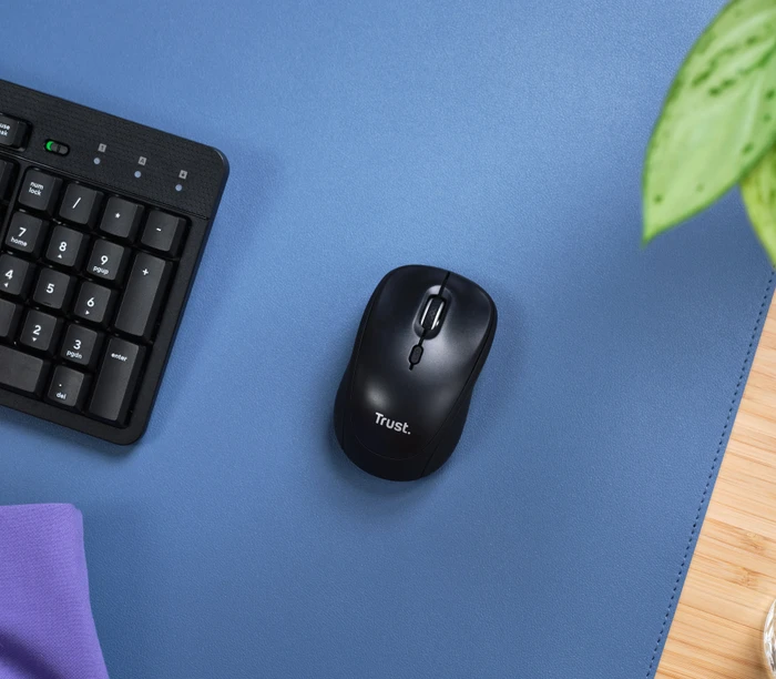 Trust Yvi+ Compact Multi-Device Wireless Mouse schwarz, USB/Bluetooth
