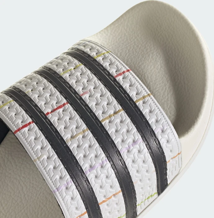adidas Trefoil off white/core black