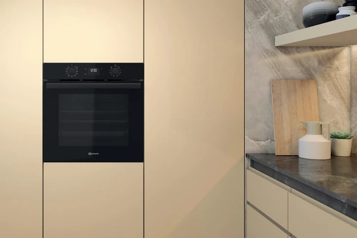 Bauknecht BBA285HU1K Backofen mit Dampfunterstützung