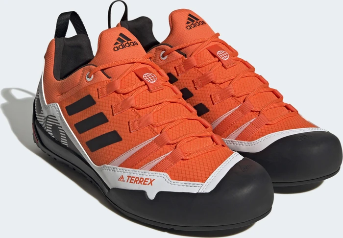 adidas Terrex Swift Solo impact orange/core black/crystal white