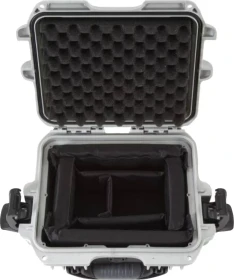 Nanuk 905 Schutzkoffer mit Trennwand silber