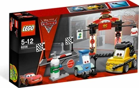 LEGO Cars - Boxenstopp in Tokio