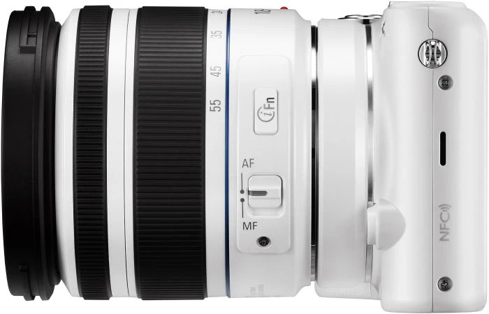 Samsung NX2000 weiß mit Objektiv NX 18-55mm 3.5-5.6 OIS III i-Function