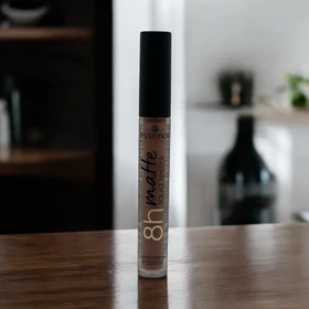 Essence 8h Matte Liquid Lipstick 01 cinnamon spice, 2.5ml