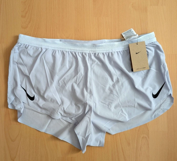 Nike Dri-FIT ADV AeroSwift Laufhose kurz ghost/black (Herren)
