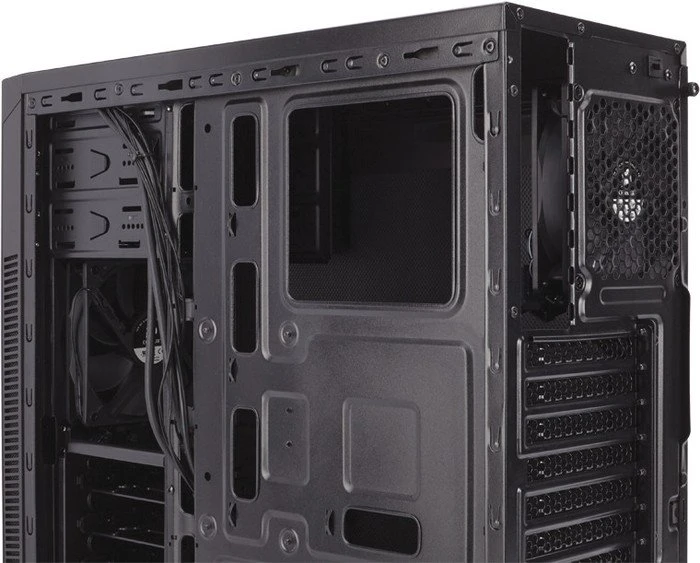 Corsair Carbide Series 100R Silent Edition, schallgedämmt