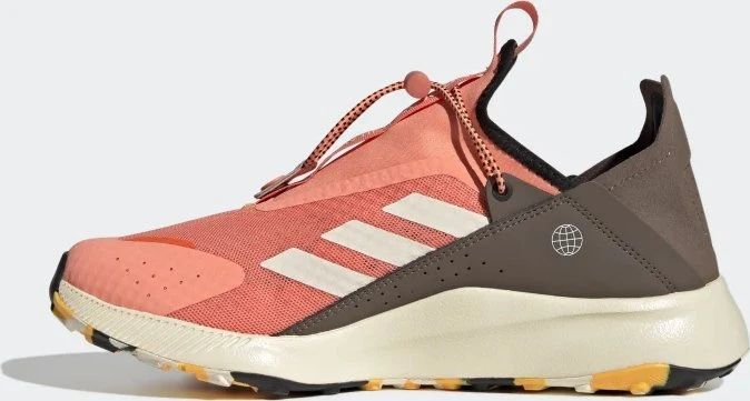 adidas Terrex Voyager 21 Slip-On Heat.RDY Travel coral fusion/wonder white/solar gold (Herren)