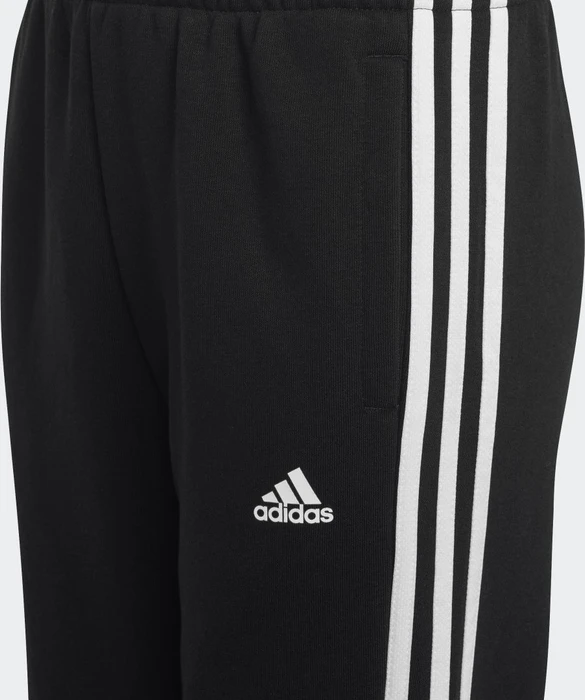 adidas Essentials 3-Streifen Fleece Trainingshose lang schwarz/weiß (Junior)