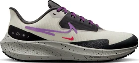 Nike Air Zoom Pegasus 39 Shield light bone/cobblestone/dark smoke grey/vivid purple (Damen)