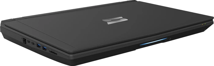 Schenker DTR 15-adnx, Core i7-7700K, 16GB RAM, 250GB SSD, 1TB HDD, GeForce GTX 1070, DE