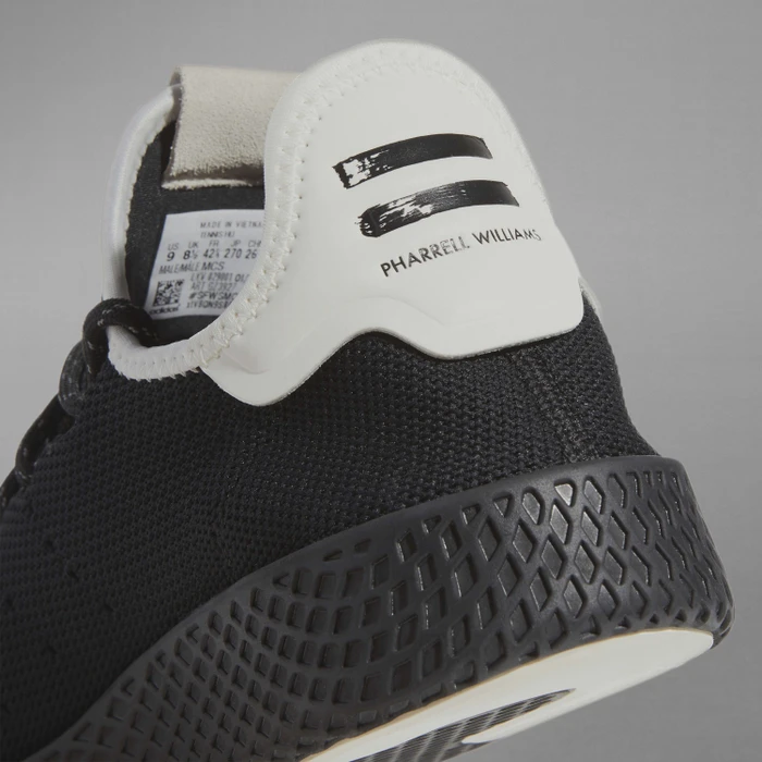 adidas Pharrell Williams Tennis HU core black/off white/light grey