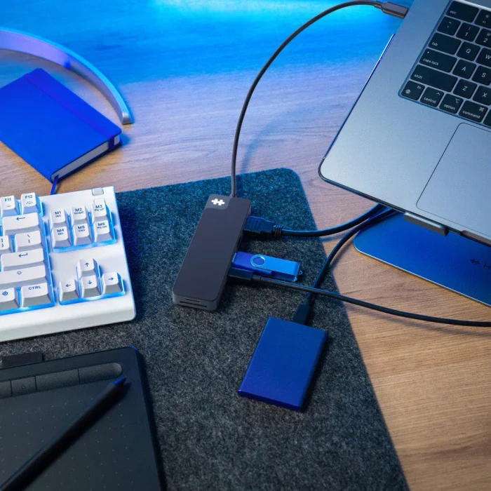 Targus HyperDrive Flex 8, USB-C 3.0 [Stecker], schwarz