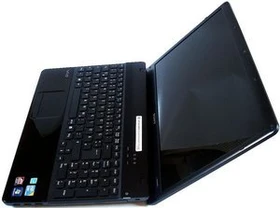 Sony Vaio VPC-EB1M1E/WI, weiß, Core i3-330M, 4GB RAM, 500GB HDD, Mobility Radeon HD 5650, DE