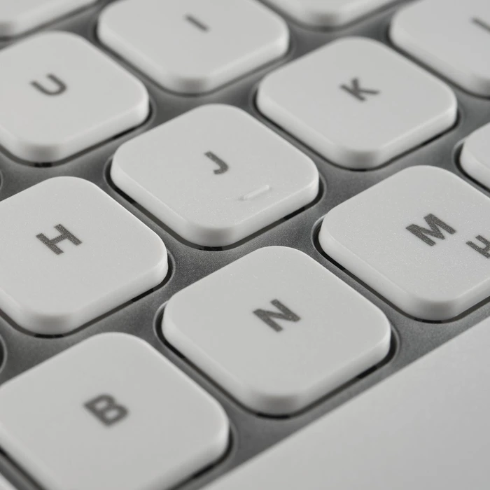 Hama KC-700 Slim-Design Tastatur, silber/weiß, USB, DE