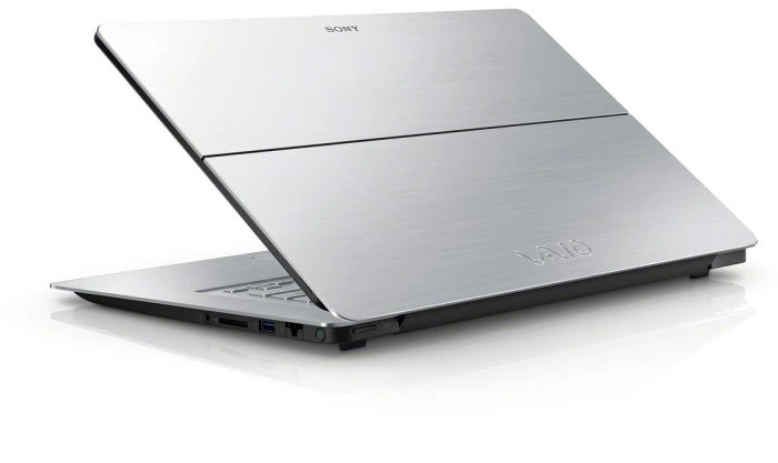 Sony Vaio Fit 15A, silber, Core i5-4200U, 8GB RAM, 16GB SSD, 1TB HDD, GeForce GT 735M, DE
