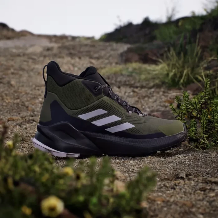 adidas Terrex Trailmaker 2.0 Mid GTX olive strata/silver dawn/aurora black (Damen)