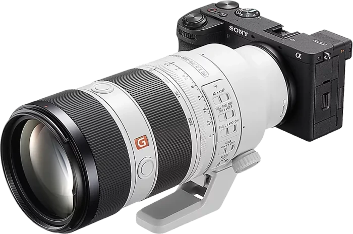 Sony Alpha 6700 mit Objektiv E PZ 16-50mm 3.5-5.6 OSS
