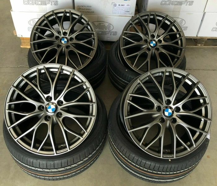 MM Wheels MM01 8.0x18 5/112 ET30 (verschiedene Farben)