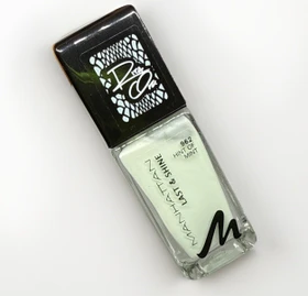 Manhattan Last & Shine Rita Ora Nagellack 962 Hint Of Mint, 10ml